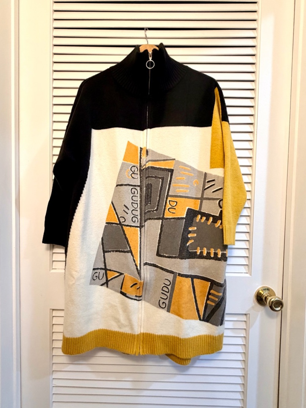 Oversized Colorblock Zip-Front Knit Sweater Duster - Black, White & Mustard